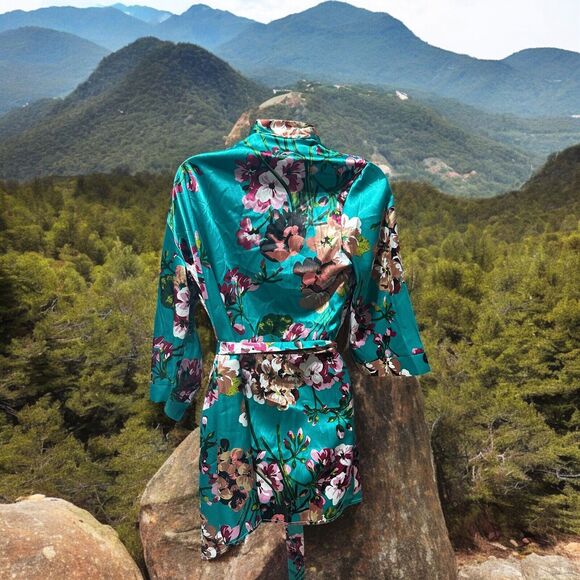 Shein Curve mid length Robe Top Floral L - Picture 2 of 2